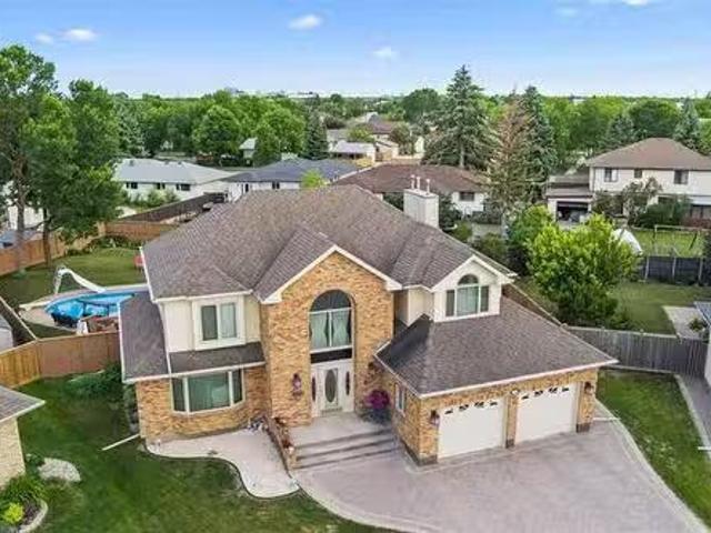 House for sale in East St. Paul, Manitoba