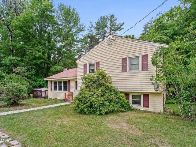 House for sale in Saratoga, New York