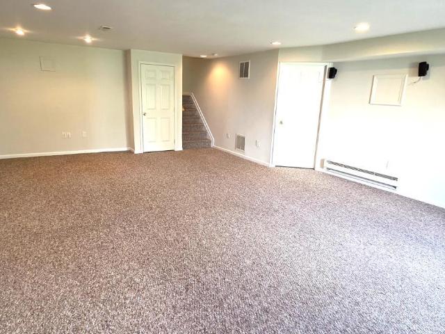 Townhouse for sale in Old Bridge
