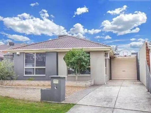 House for rent in Meadow Heights, Victoria