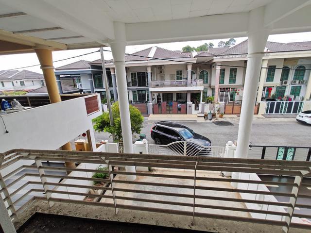 Terraced House for rent in Malaka