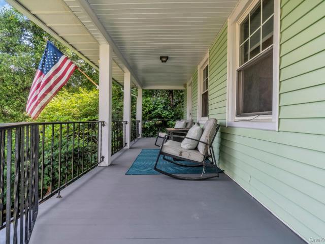 House for sale in Valhalla, New York
