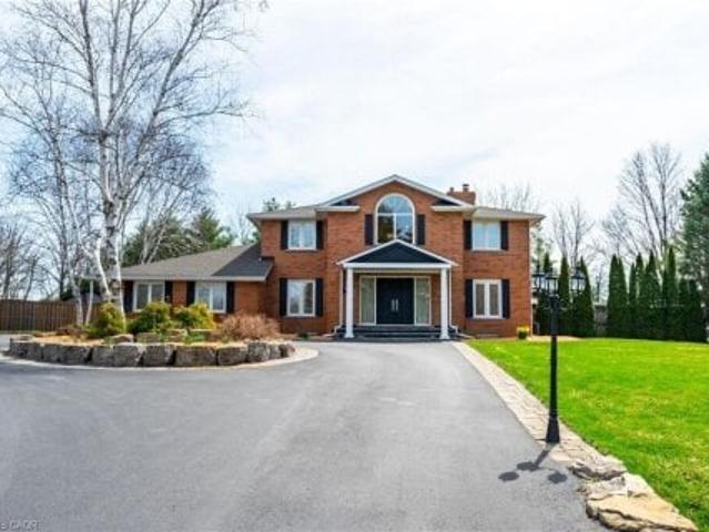 House for sale in Ancaster, Ontario