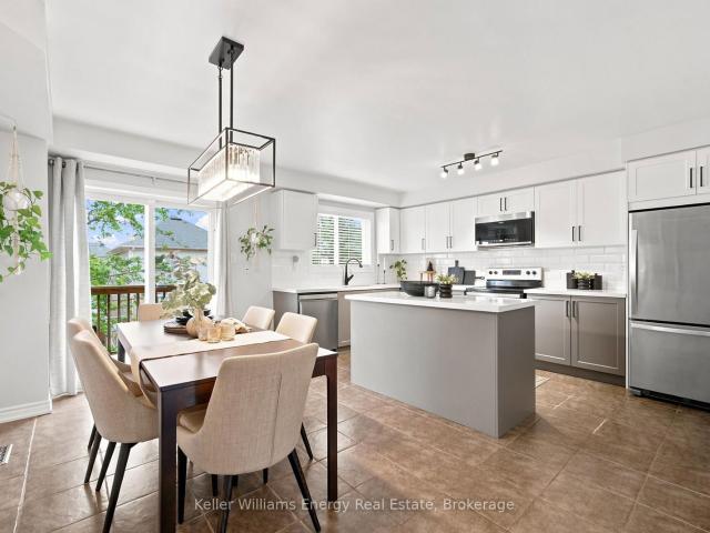 Townhouse for sale in Woburn, Ontario