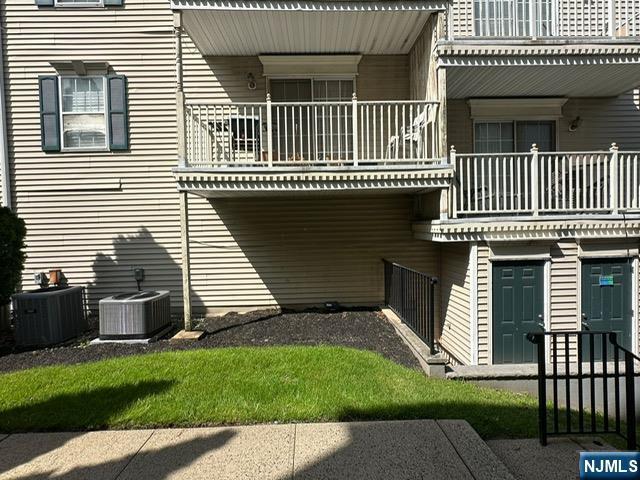 Townhouse for sale in Newark