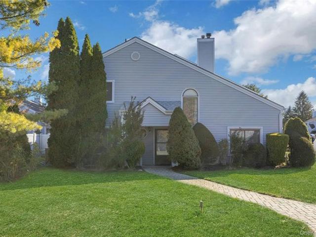 Condo for sale in Cortlandt Manor, New York