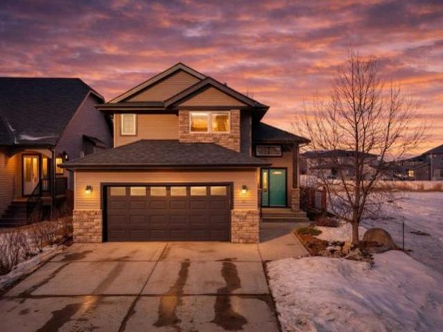 House for sale in Sylvan Lake, Alberta