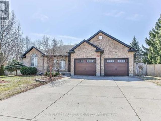 House for sale in Thames Centre, Ontario