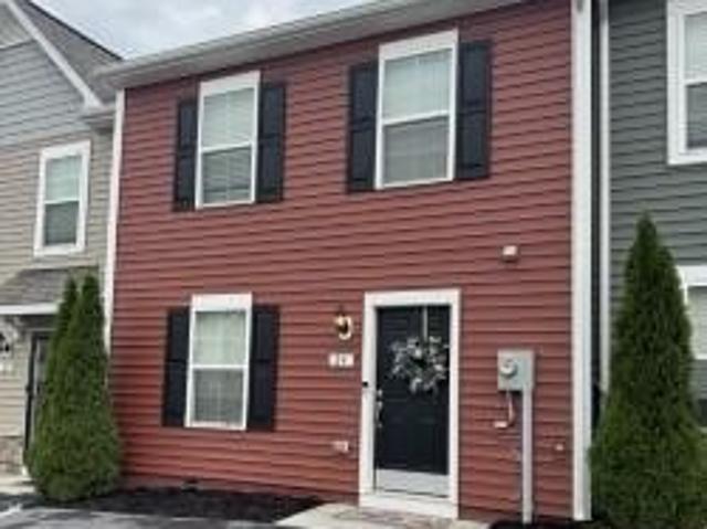 Townhouse for sale in West Virginia