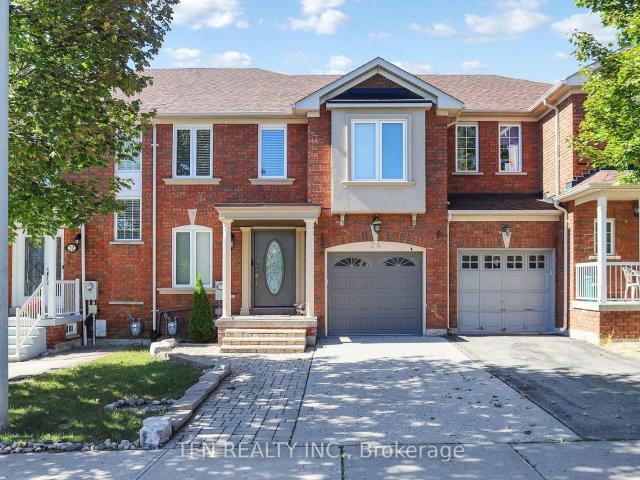 Townhouse for sale in Woburn, Ontario