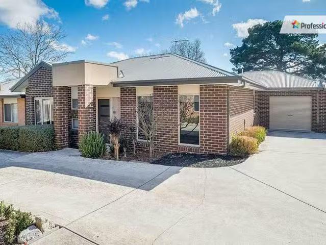 Apartment for rent in Camerons Creek, Victoria