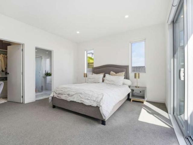 House for sale in Orewa