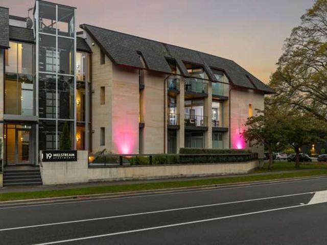 Apartment for sale in Merivale, Canterbury