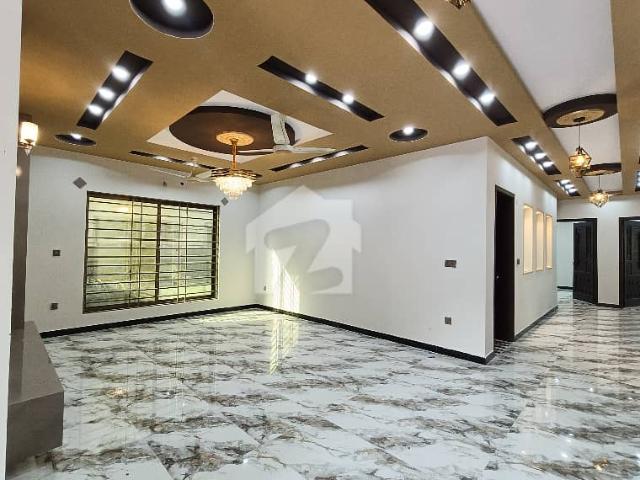 Building for rent in Islamabad