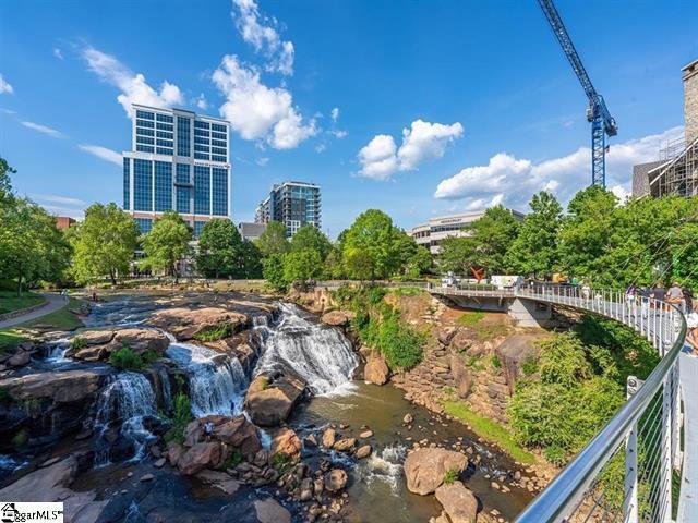Townhouse for sale in Greenville, South Carolina