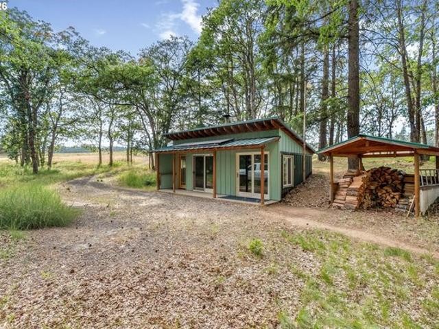 House for sale in Lyle, Washington