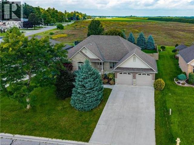House for sale in Delhi, Ontario