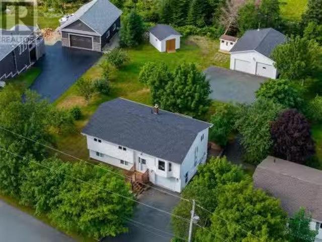 House for sale in Manuels, Newfoundland And Labrador