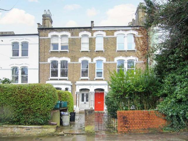 Apartment for rent in Miranda Estate, Greater London