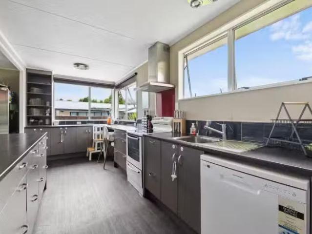 House for sale in Pembroke, Taranaki