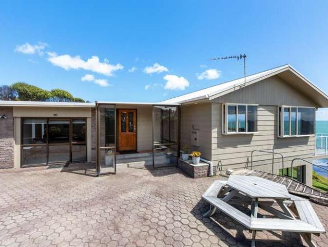 House for sale in Onaero, Taranaki