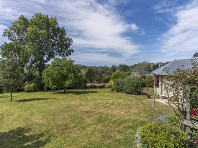House for sale in Otakou