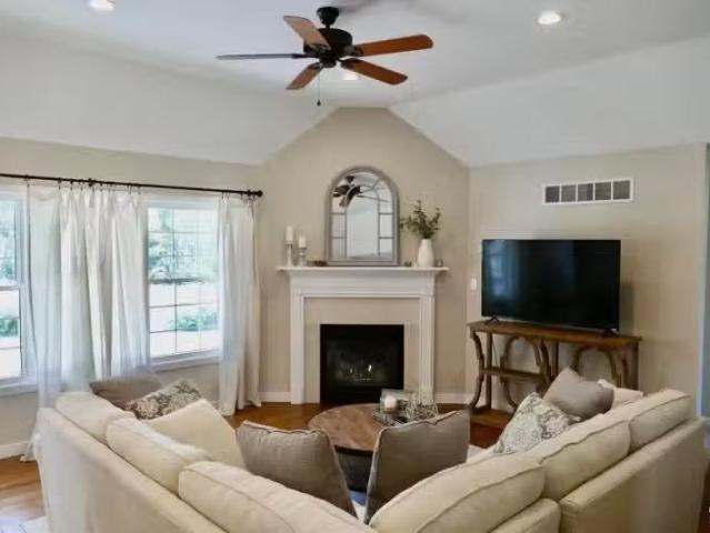 House for rent in Poughkeepsie House for rent in Poughkeepsie
