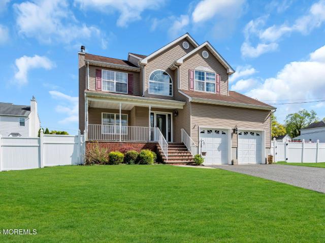 House for sale in Cliffwood, New Jersey