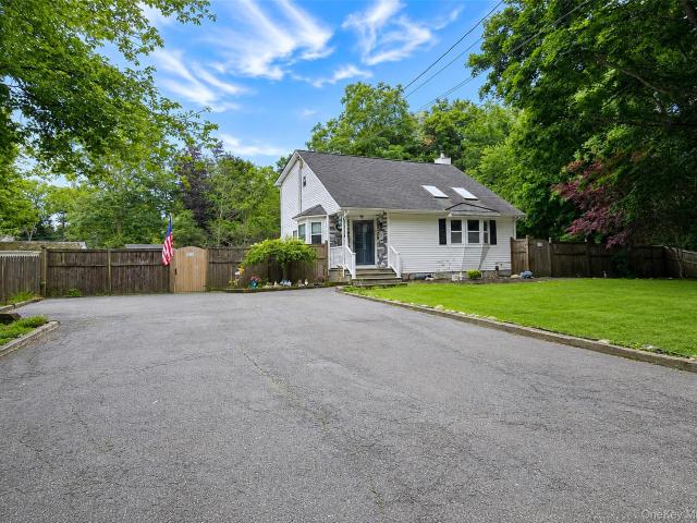 House for sale in Centereach, New York