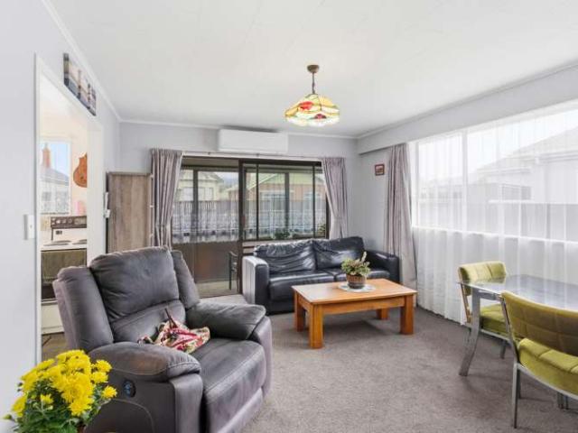 House for sale in Otakou