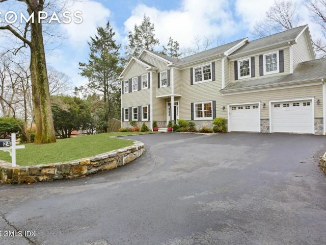 House for sale in Old Greenwich