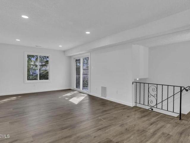 Condo for sale in Brick