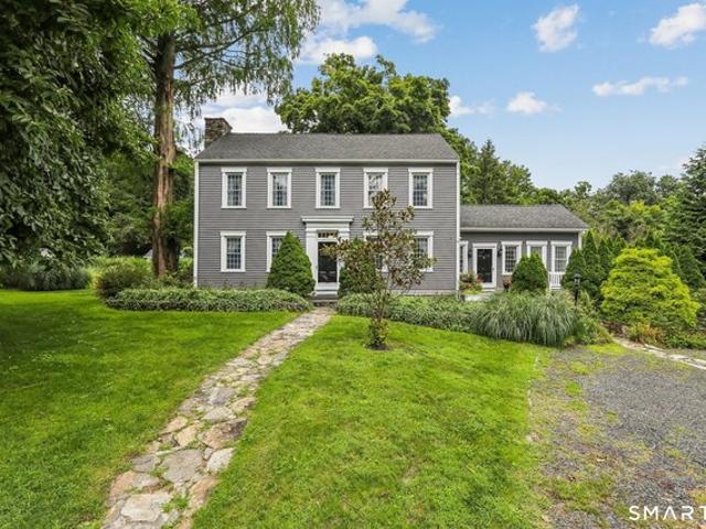 House for sale in Oxford, Connecticut