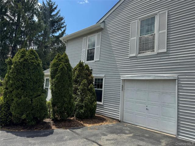 Property for rent in Bellvale, New York
