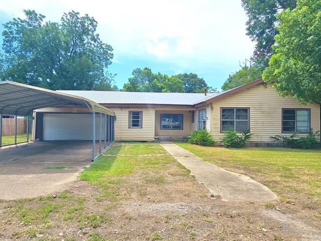 House for sale in Lolita, Jackson County