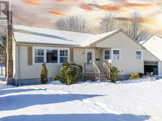 House for sale in Dartmouth, Nova Scotia