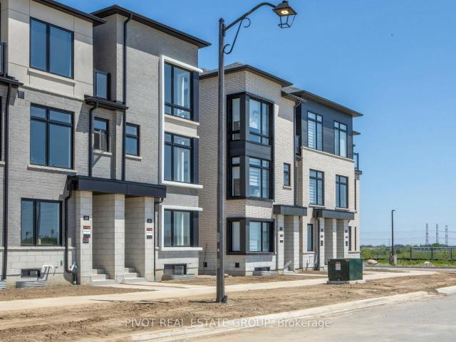 Townhouse for sale in Woburn, Ontario