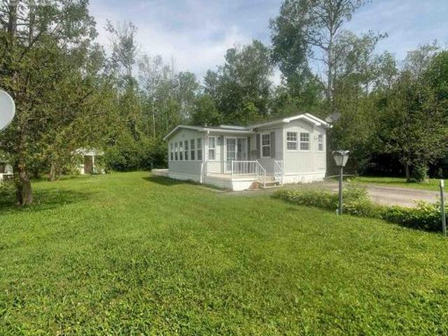 House for sale in Springwater