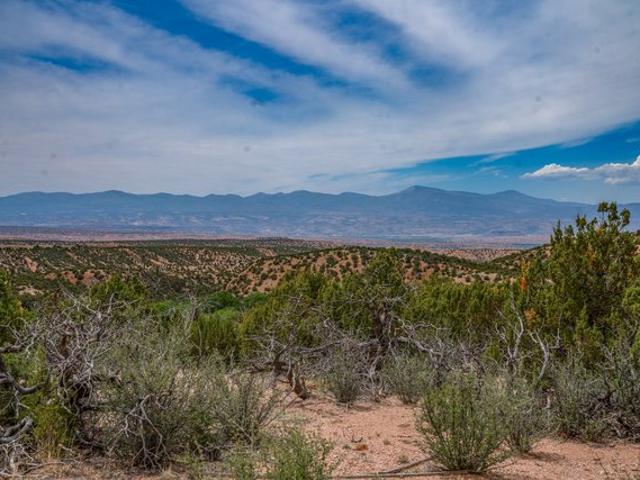 Land for sale in Santa Fe, New Mexico