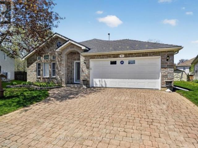 House for sale in Brockville, Ontario