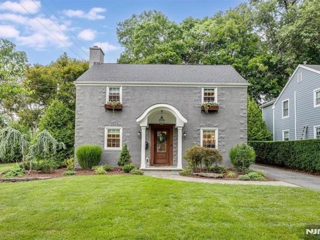 House for sale in Glen Rock, New Jersey