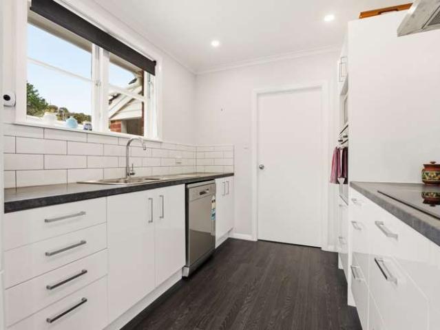 House for sale in Days Bay, Wellington