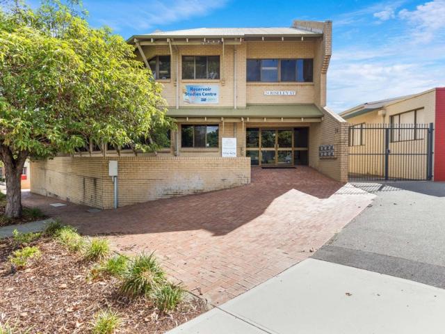 Office for rent in Ardross, Western Australia
