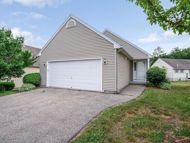 Condo for sale in Dracut, Massachusetts