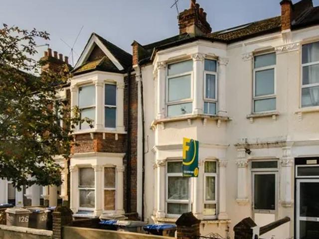 Apartment for rent in Harlesden, Greater London