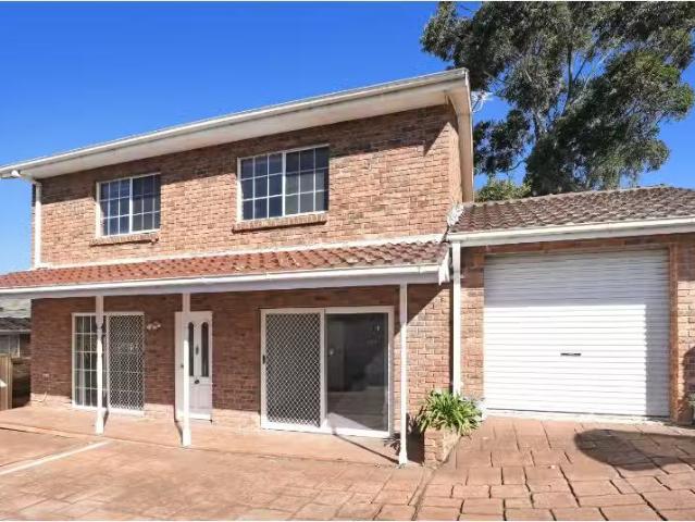 Condo for rent in Wollongong West, New South Wales
