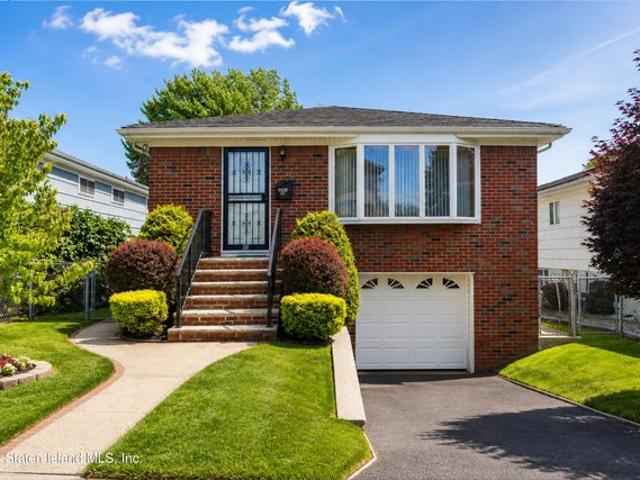 House for sale in Arverne, New York