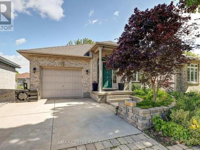 House for sale in St. Thomas, Ontario