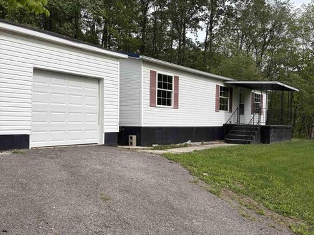 House for sale in Hendricks, West Virginia