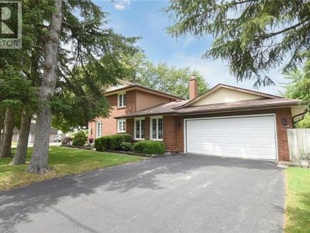 House for sale in Caledonia, Ontario